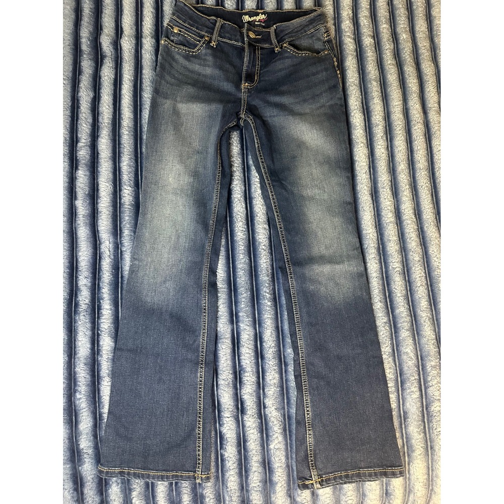 Wrangler Women's low-rise Bootcut Jeans Dark Wash Denim Western Size 28x32 5/6